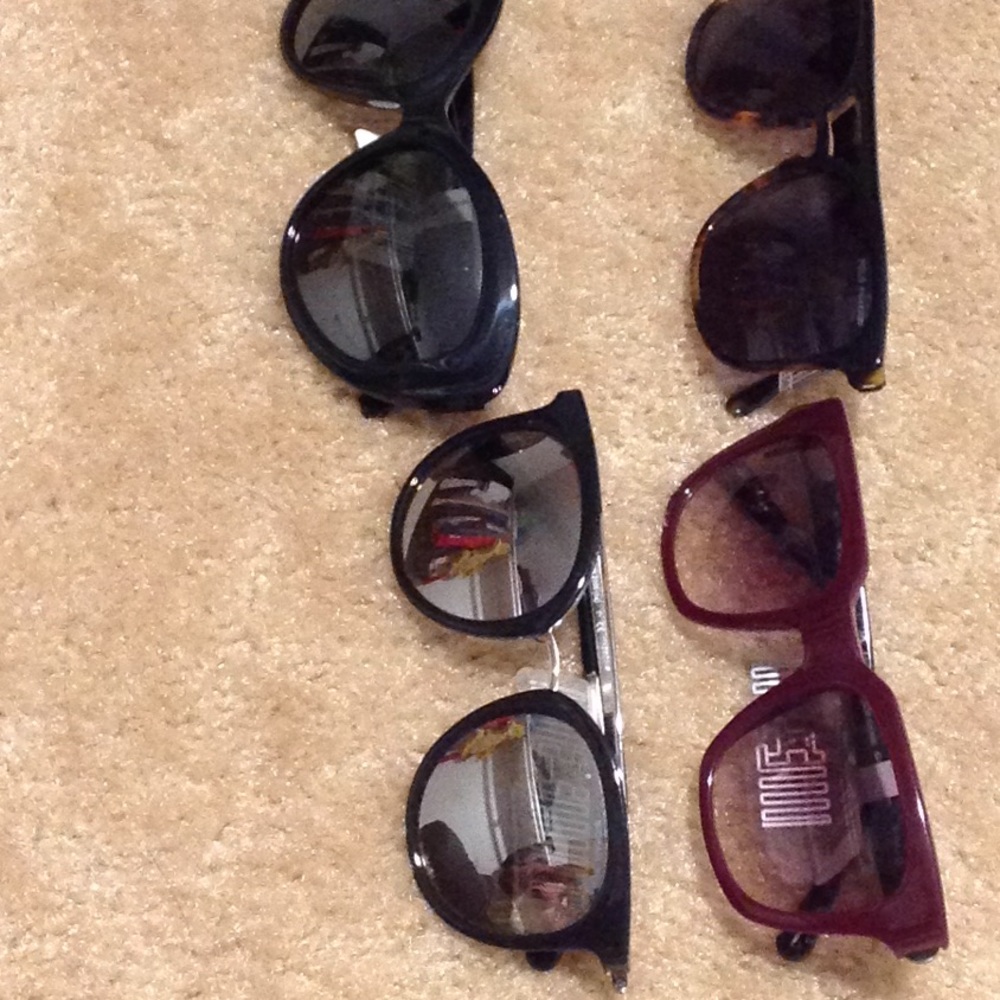 Bundle of glasses